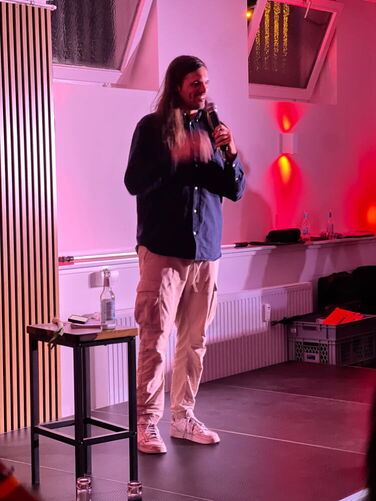 Comedian Kai Brosutzky
